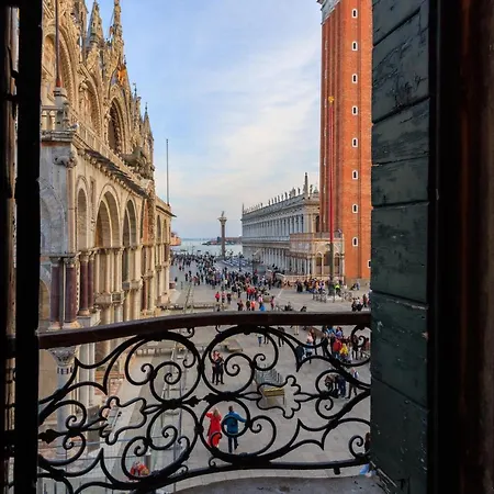 286 Piazza San Marco - Relais Il Doge Penzion