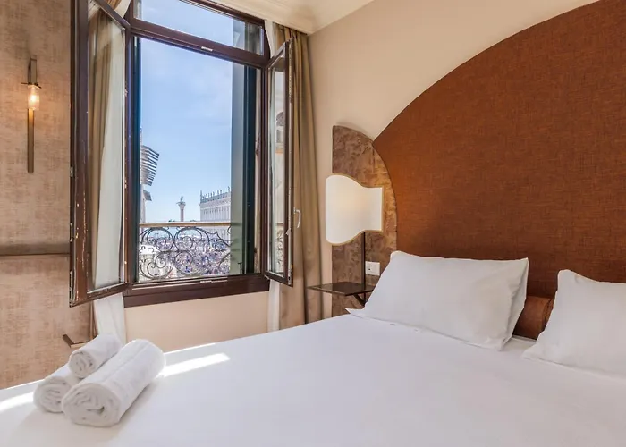 286 Piazza San Marco - Relais Il Doge 3* 베니스