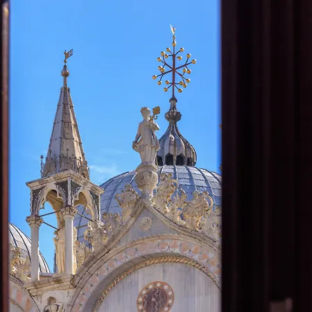 Gæstehus 286 Piazza San Marco - Relais Il Doge 4*