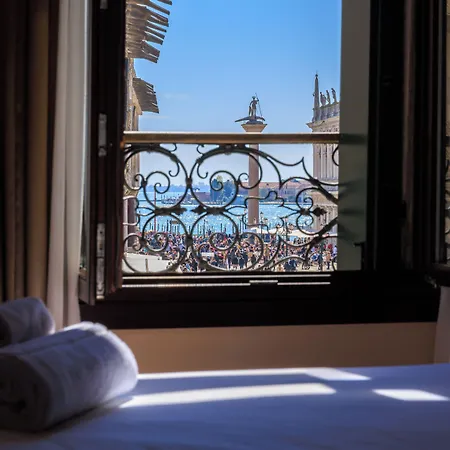 Gæstehus 286 Piazza San Marco - Relais Il Doge Venedig